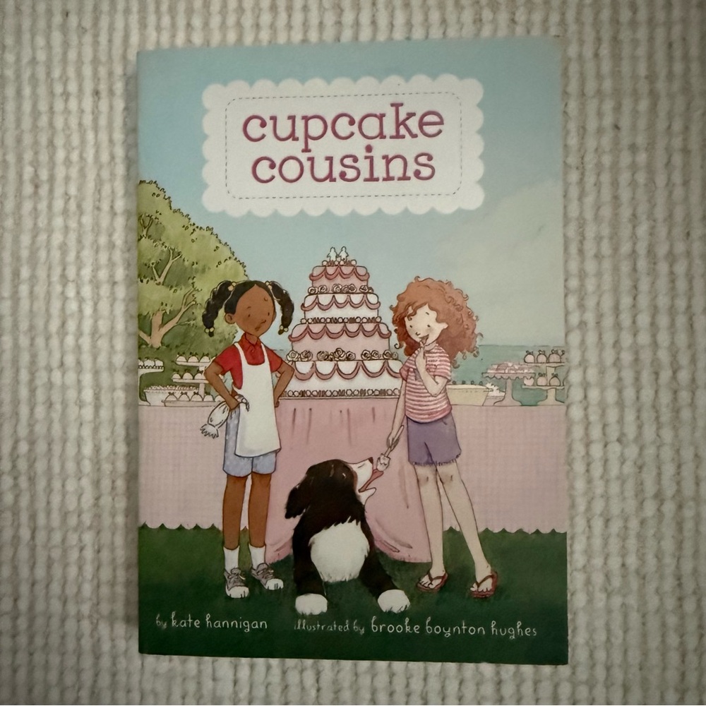 Cupcake Cousins by Kate Hannigan (Book)